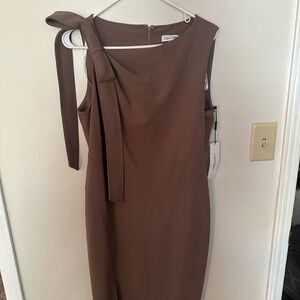 Calvin Klein size 12 tan